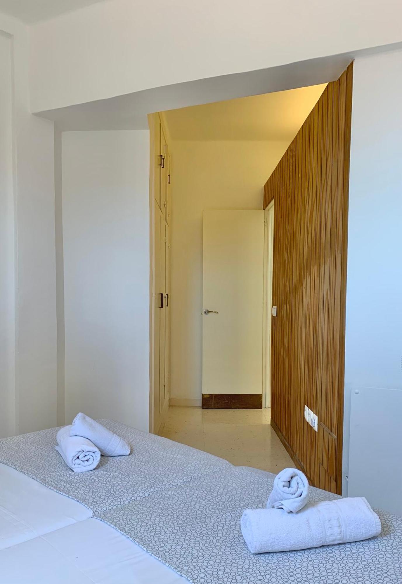 Apartamentos Playa Torrecilla Nerja Quarto foto