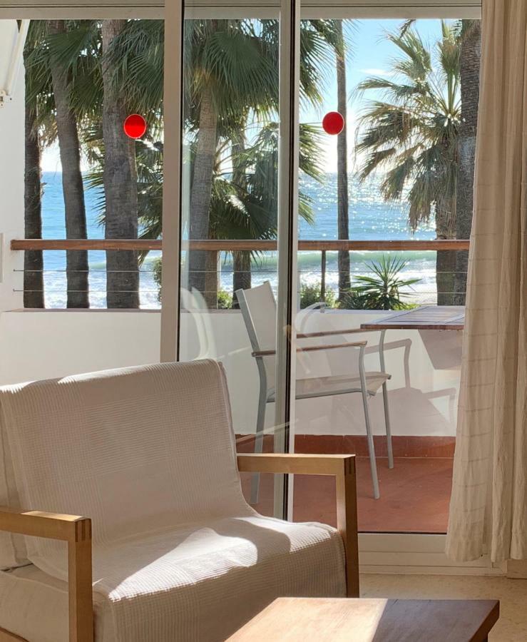 Apartamentos Playa Torrecilla Nerja Exterior foto