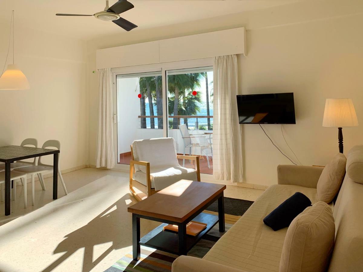 Apartamentos Playa Torrecilla Nerja Exterior foto
